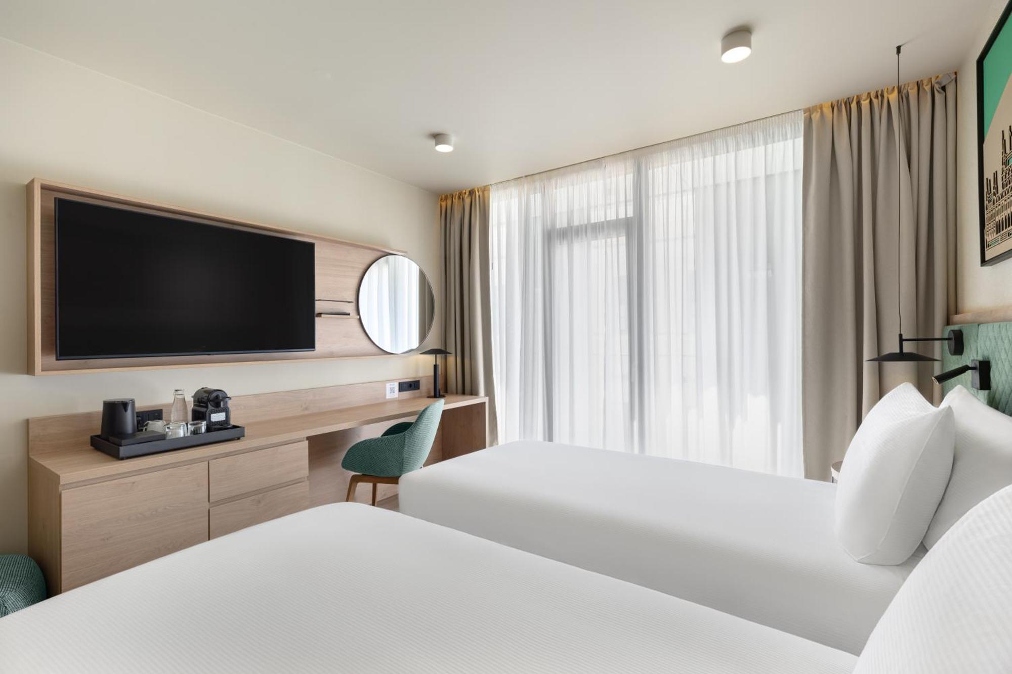 Hilton Garden Inn Debrecen City Center Exterior foto